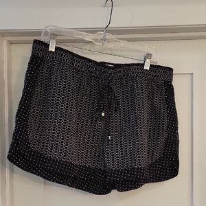 Jennifet Lopez Shorts L